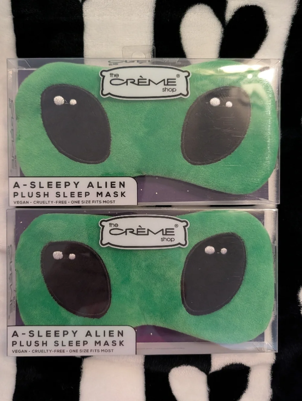 The Crème Shop Green Alien Plush Sleep Mask - Bundle Of 2 Masks 🆕